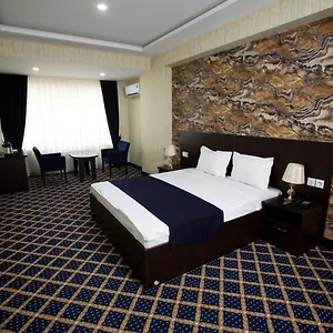 Hotel Kristal, Baku